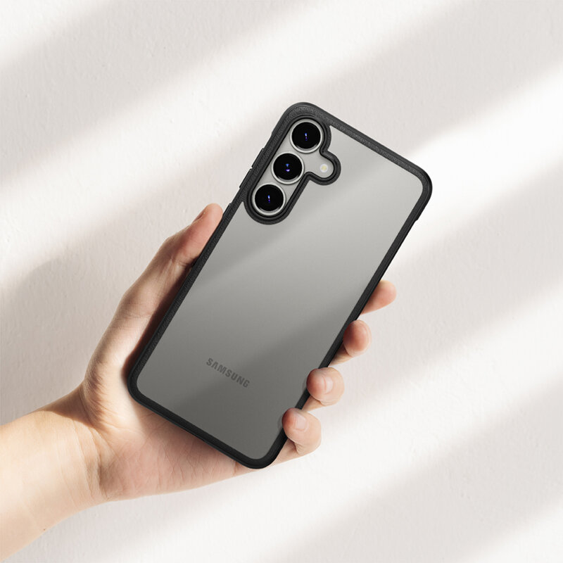 Husa Samsung Galaxy S25 Ringke Fusion Bold, negru