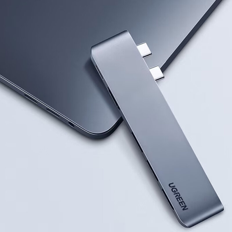 Adaptor USB multifunctional MacBook Pro/Air Ugreen, 60560
