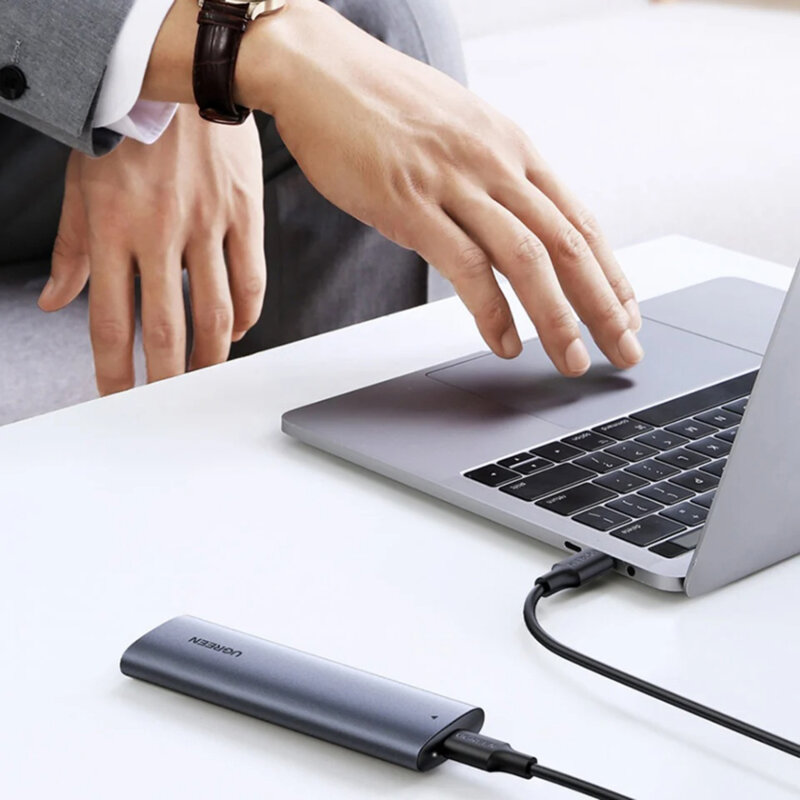 Carcasa pentru SSD M.2 SATA + cablu Type-C Ugreen, gri, 10903