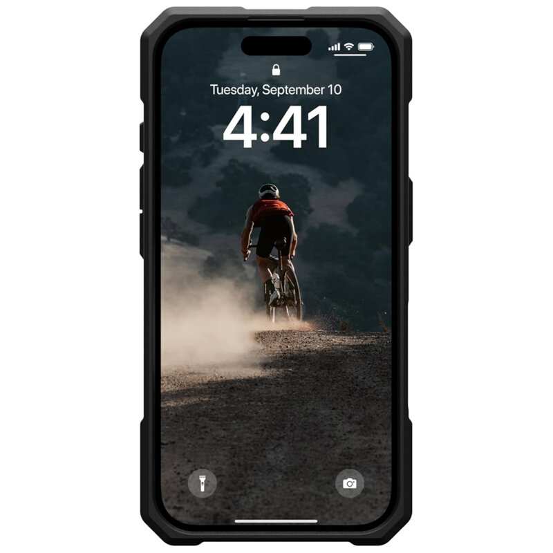Husa iPhone 17 Pro UAG Monarch Pro, Carbon Fiber