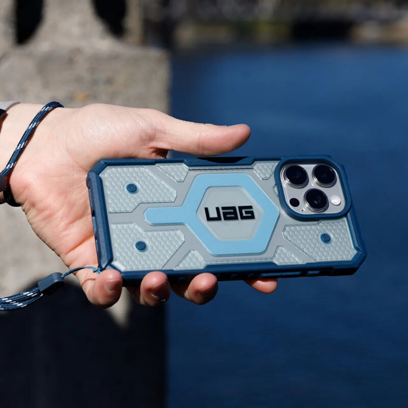 Husa iPhone 17 Pro Max UAG Pathfinder Clear MagSafe, Blues Lanyard