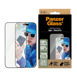 Folie iPhone 16 Plus PanzerGlass® Ultra-Wide Fit, negru