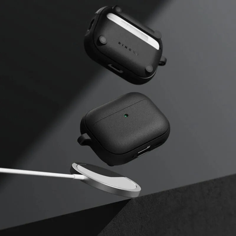Husa AirPods Pro 3 cu carabinera Ringke Onyx Magnetic, negru