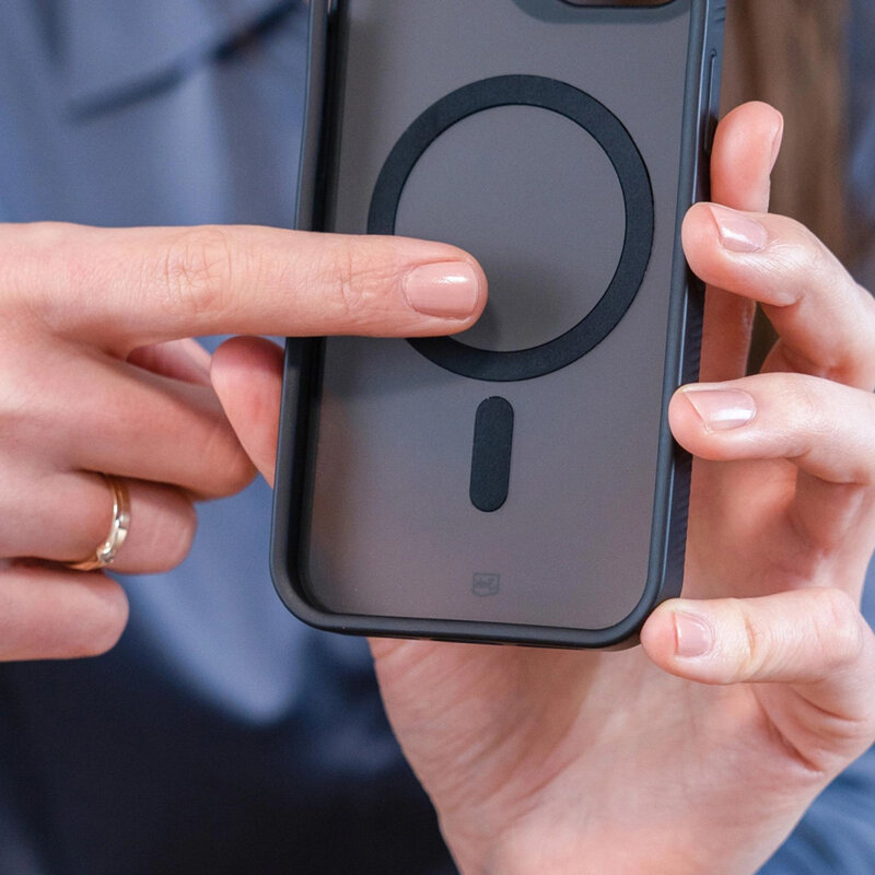 Husa iPhone 17 Pro Max premium 3mk Smoke MagCase, negru