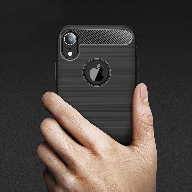 Husa iPhone XR Techsuit Carbon Silicone cu decupaj sigla, negru