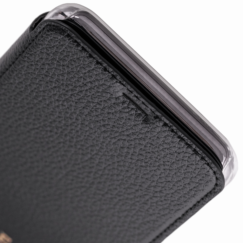 Husa iPhone XR Guess Book - Negru GUFLBKI61IGLTBK