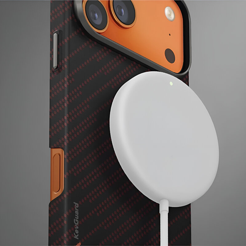 Husa iPhone 17 Pro Max UNIQ Keva Aramid, rosu