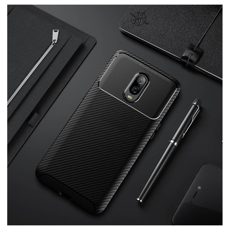 Husa OnePlus 6T Mobster Carbon Skin Negru