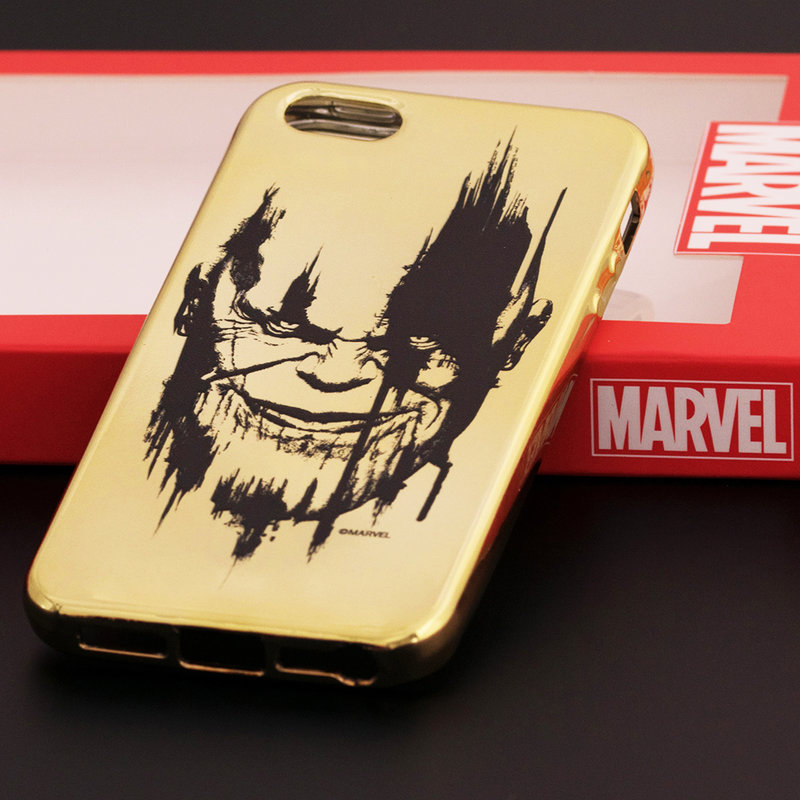 Husa iPhone 5 / 5s / SE Cu Licenta Marvel - Gold Thanos