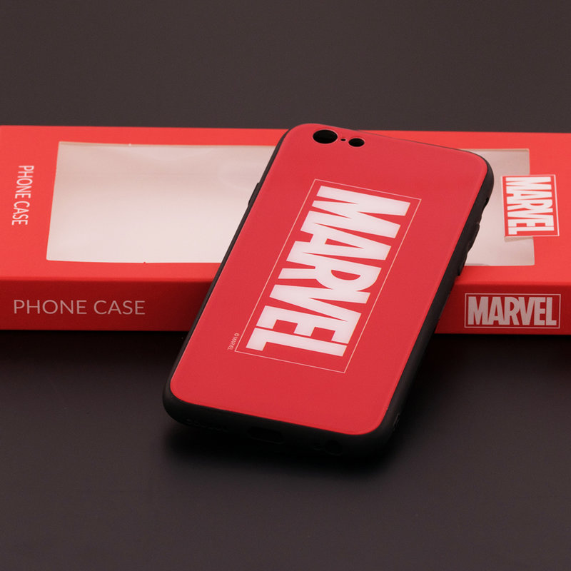 Husa iPhone 6 / 6S Premium Glass Cu Licenta Marvel - Red Marvel Comics