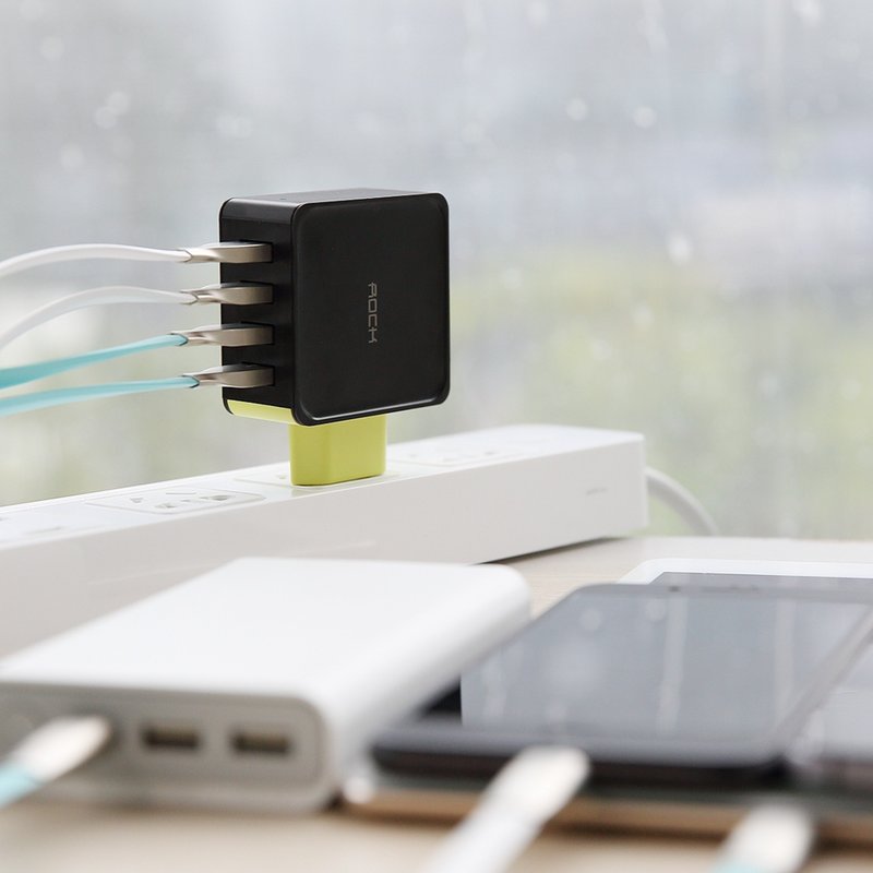 Incarcator priza Fast Charge Rock Sugar PD 1xUSB / 1xUSB-C PD 36W - Negru QC08