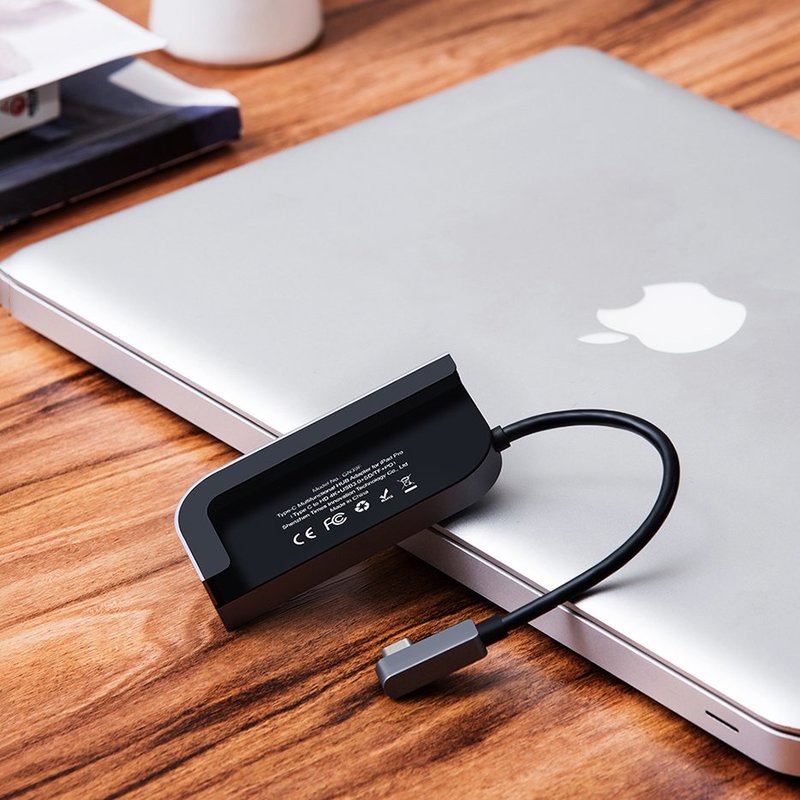 Hub Baseus Bolt Adapter Type-C to 4K/SD/Type-C/Mini Jack - CAHUB-WJ0G - Dark Gray