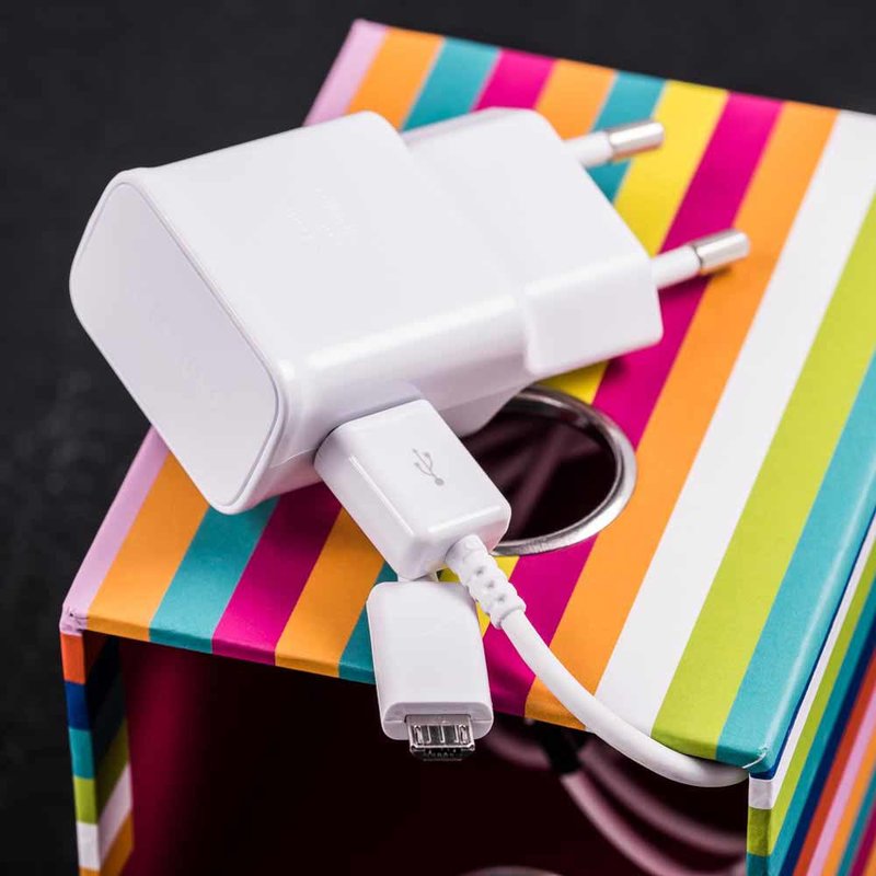 Incarcator priza original Samsung EP-TA200EWE Fast Charge, cablu USB la Micro-USB, alb, bulk