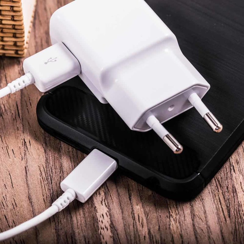 Incarcator priza original Samsung EP-TA200EWE Fast Charge, cablu USB la Micro-USB, alb, bulk