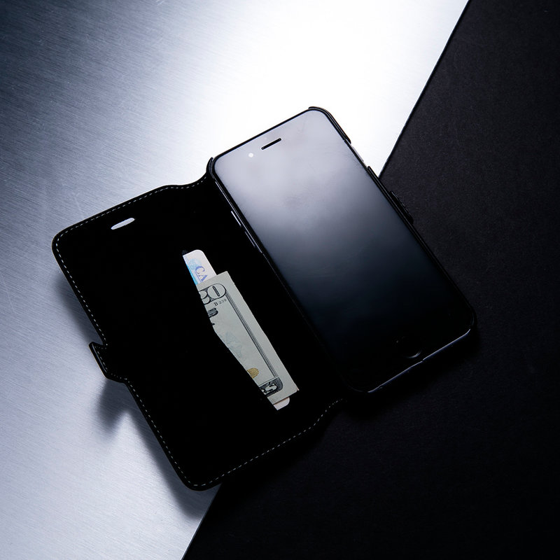 Husa iPhone 11 Pro Max Lamborghini Huracan D1 Genuine Leather Book - Negru