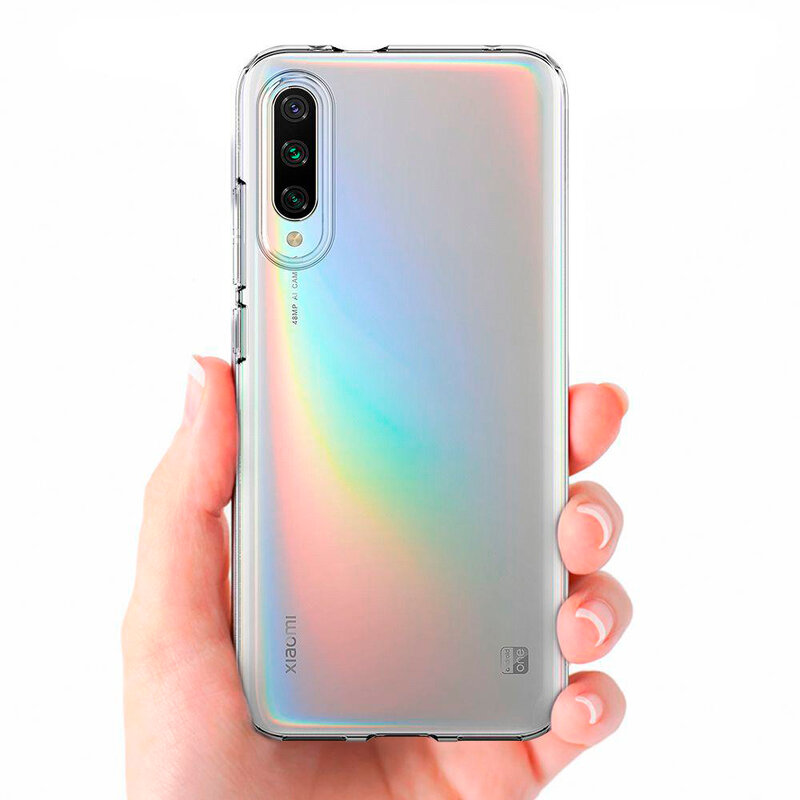 Husa Xiaomi Mi A3 / Mi CC9e Spigen Liquid Crystal, transparenta