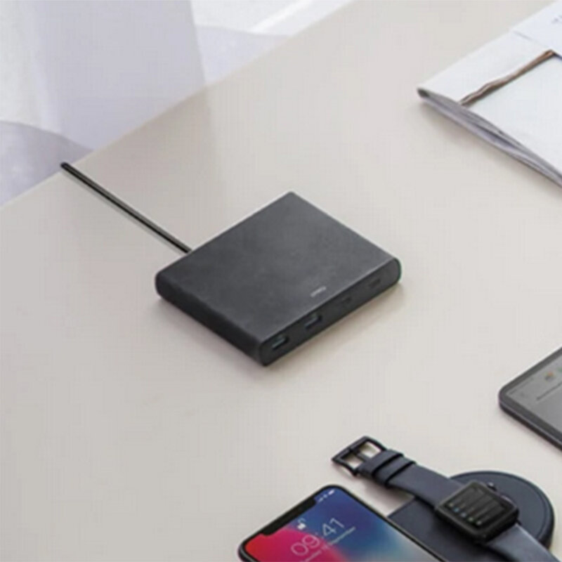 Statie Incarcare Priza Uniq Surge 2x USB + 2x Type-C Cu Cablu De Incarcare - Negru