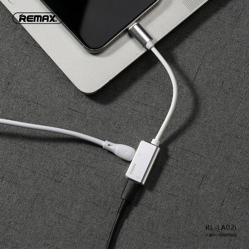 Convertor Audio Remax Enjoy Series Splitter Adapter Lightning to Lightning + Lightning Audio - RL-LA02i - White