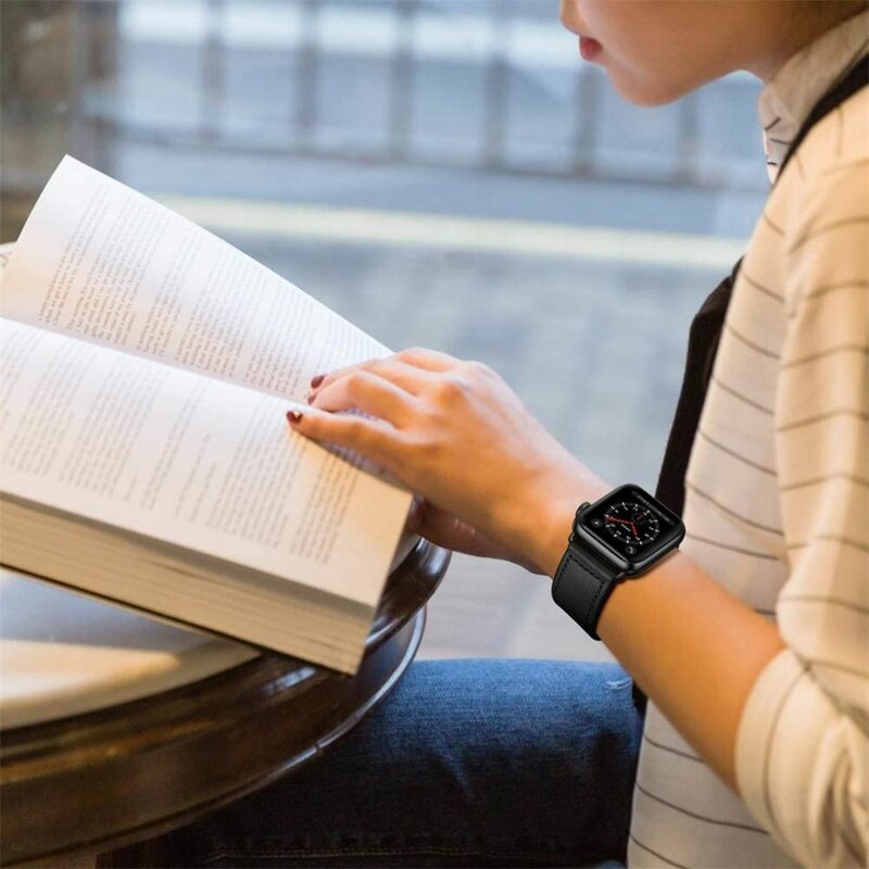 Curea Apple Watch 4 44mm Tech-Protect LeatherFit Din Piele Naturala - Negru