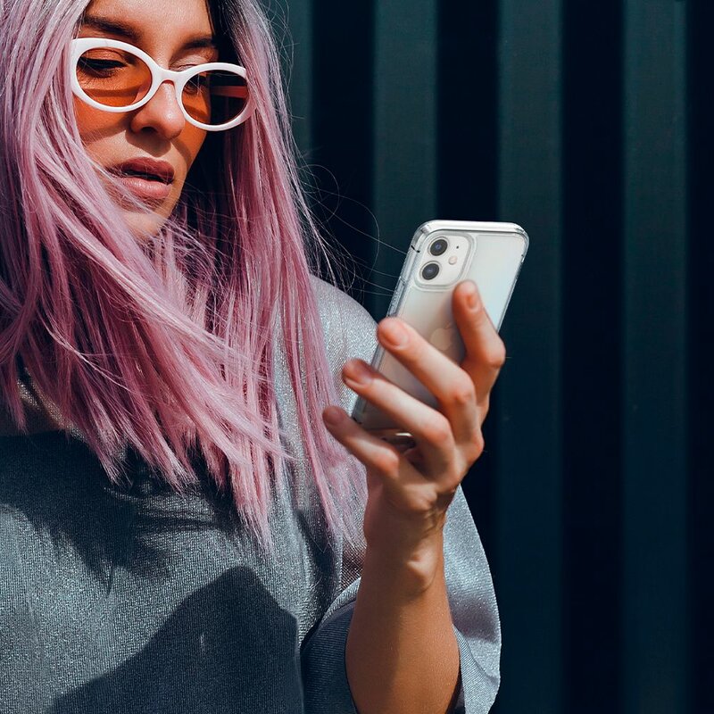 Husa iPhone 12 Spigen Ultra Hybrid - Crystal Clear