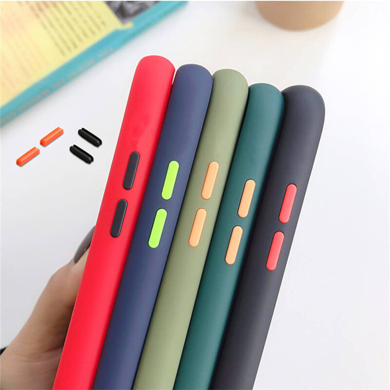 Husa Samsung Galaxy S10 Mobster Chroma Cu Butoane Si Margini Colorate - Verde Deschis