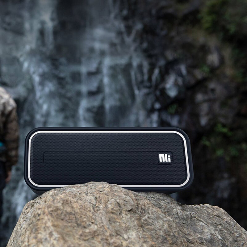 Boxa Portabila Waterproof Nillkin W2 Cu Bluetooth 5.0/ Type-C/ AUX/ TF 20W - Negru