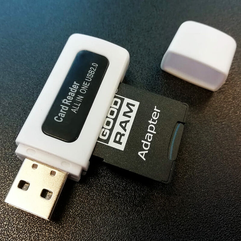 Card Reader Titanium All In One SDHC, SD, MMC, Micro SD, TF, USB 2.0 - Alb