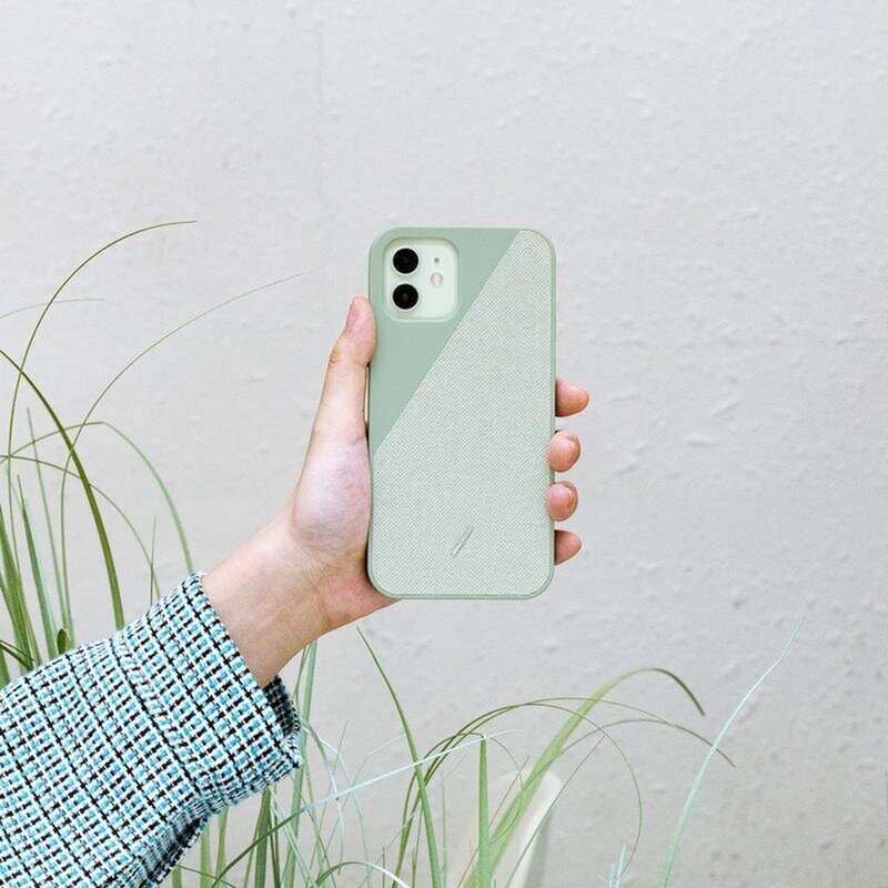 Husa iPhone 12 Native Union Clic Canvas Din Material Textil - Verde