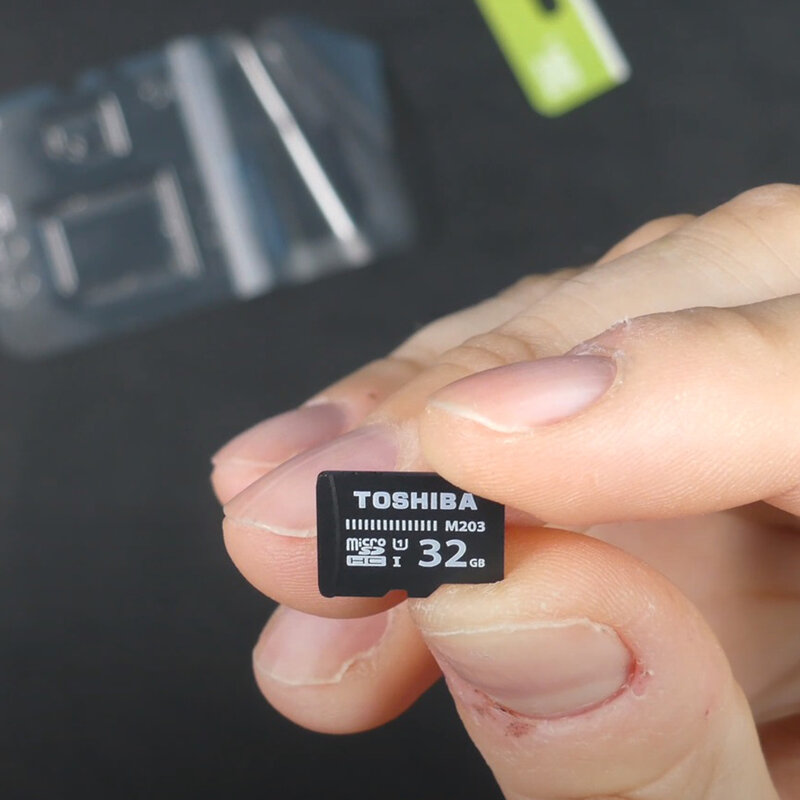 Card de memorie Toshiba Micro SDHC 16 GB UHS-I + Adaptor SD