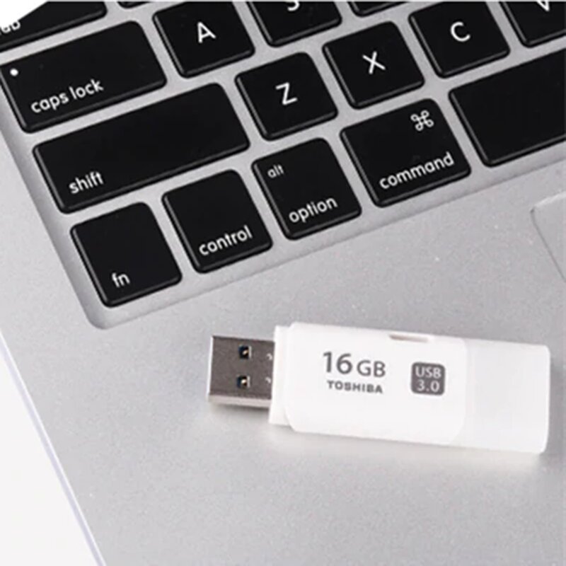 Stick USB 64 GB Toshiba Hayabusa