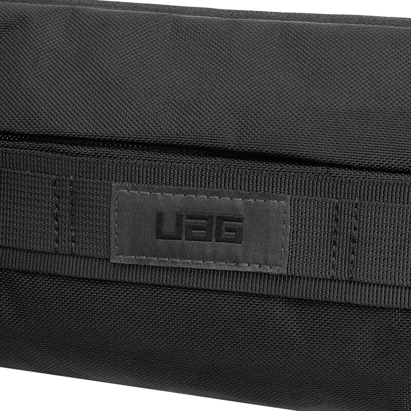 Borseta sport de umar, piept, brau UAG, impermeabila, 2 buzunare, negru