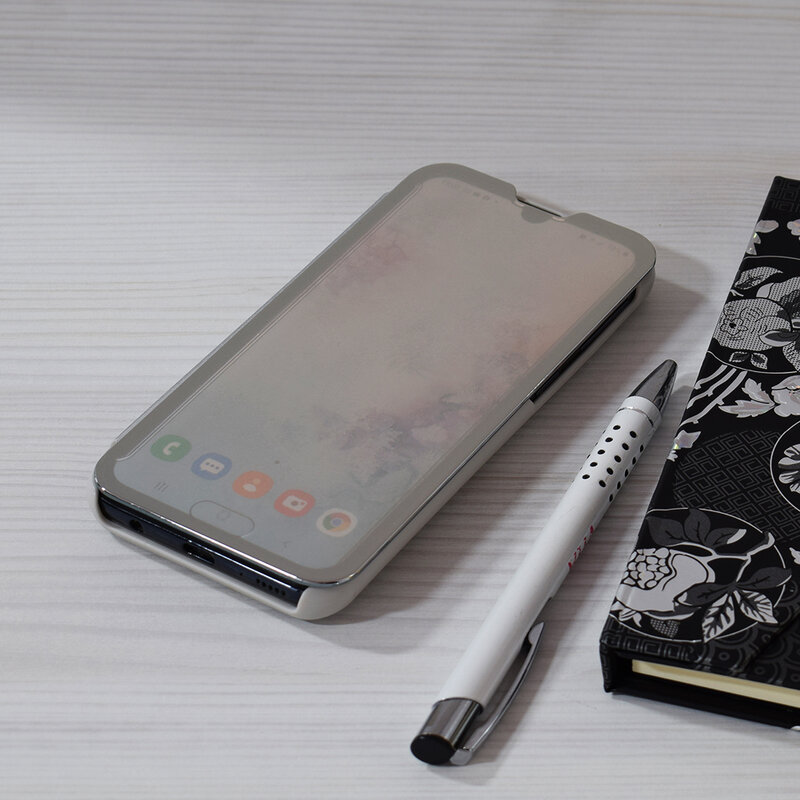 Husa Samsung Galaxy A72 5G Flip Standing Cover - Argintiu