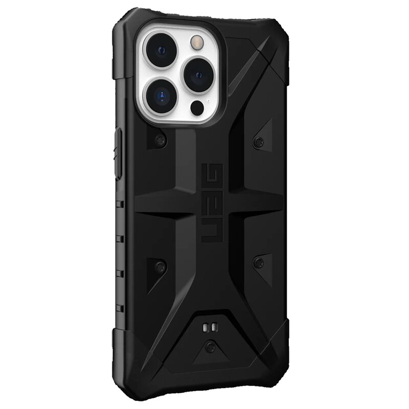 Husa iPhone 13 Pro Max antisoc UAG Pathfinder, negru