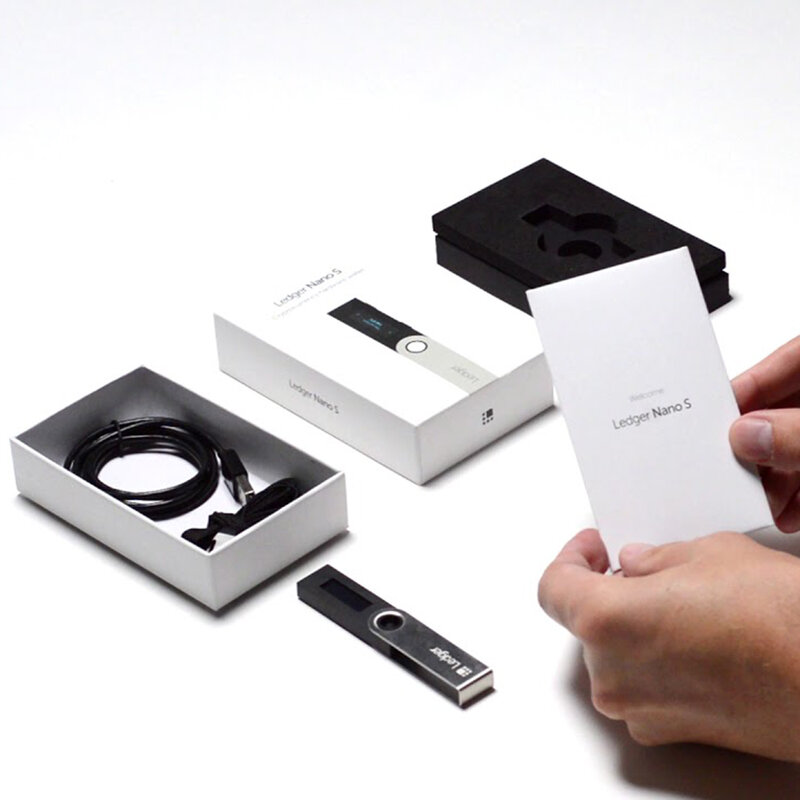 Portofel criptomonede Ledger Nano S pentru Bitcoin, Ethereum, Polkadot