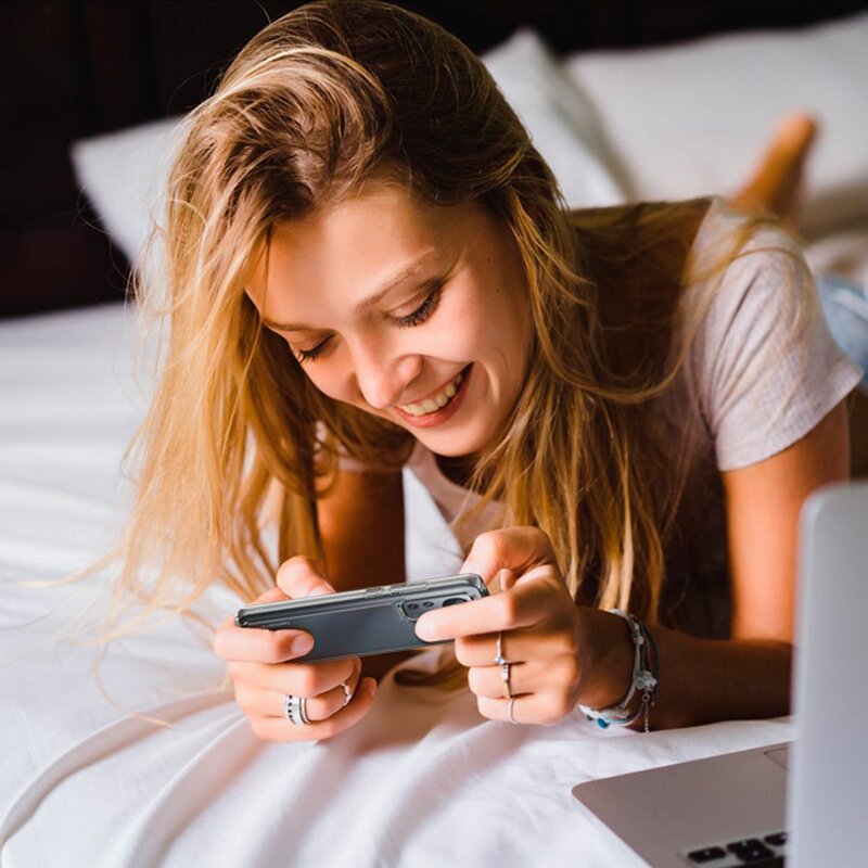 Husa transparenta Xiaomi 12 Spigen Ultra Hybrid, clear