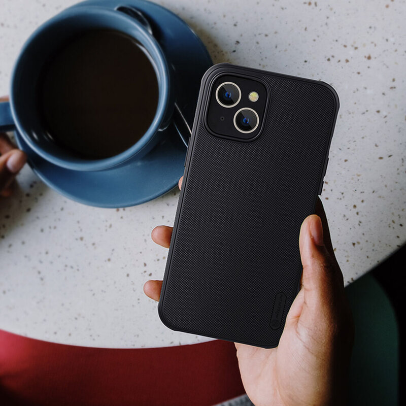 Husa iPhone 14 Nillkin Super Frosted Shield, negru