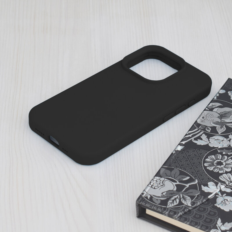 Husa iPhone 15 Pro Techsuit Soft Edge Silicone, negru