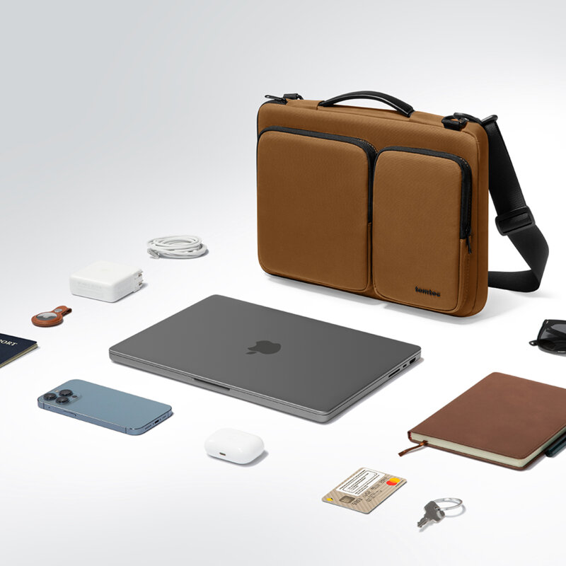 Servieta, geanta laptop 13″ business Tomtoc, maro, A42C2Y1