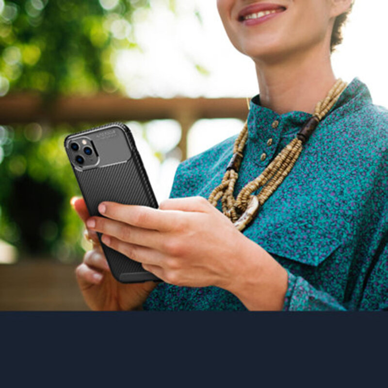 Husa iPhone 16e Techsuit CarbonFiber, negru