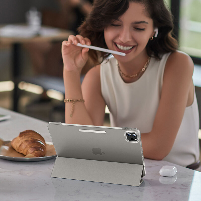 Husa iPad Pro 13 (2024) ESR Ascend Trifold, Grey