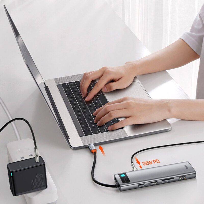 Hub USB-C Baseus la 3x USB, Type-C, VGA, 2x HDMI, CAHUB-CT0G