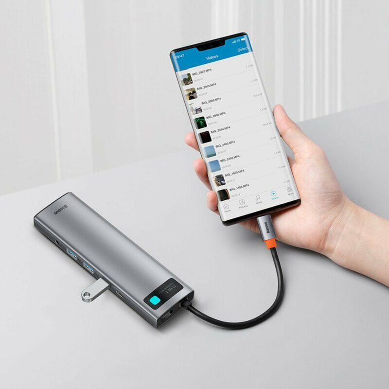 Hub USB-C Baseus la 3x USB, Type-C, VGA, 2x HDMI, CAHUB-CT0G