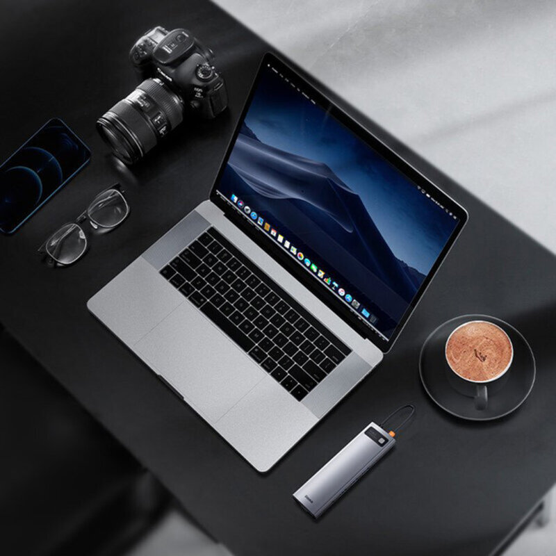 Hub USB-C Baseus la 3x USB, Type-C, VGA, 2x HDMI, CAHUB-CT0G