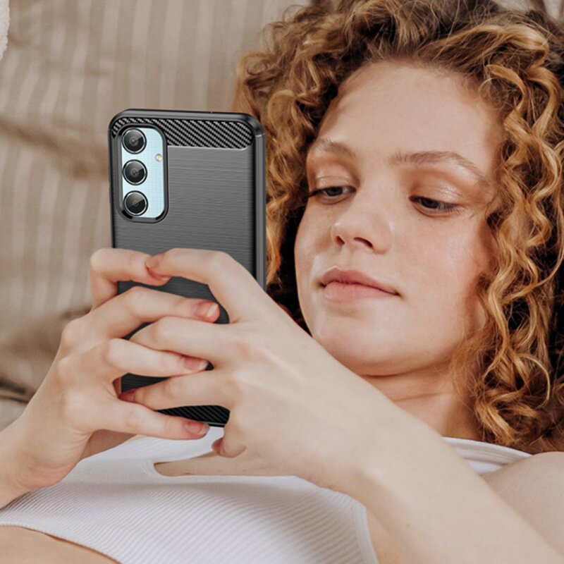 Husa Samsung Galaxy M35 Techsuit Carbon Silicone, negru